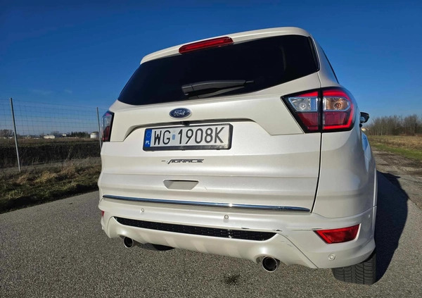 Ford Kuga cena 92500 przebieg: 82000, rok produkcji 2017 z Garwolin małe 466